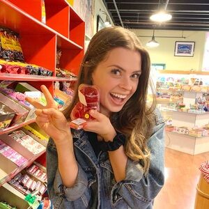 Meet your Posher, Katie